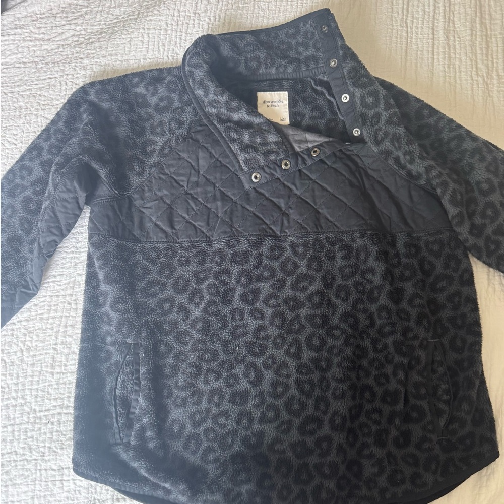 Abercrombie & Fitch Black Leopard Print Sweater